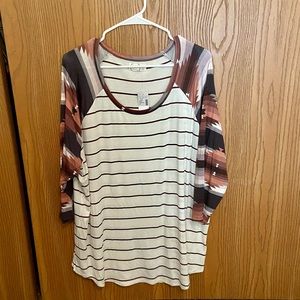 Maurice’s 3/4 Sleeve Super Soft Tee